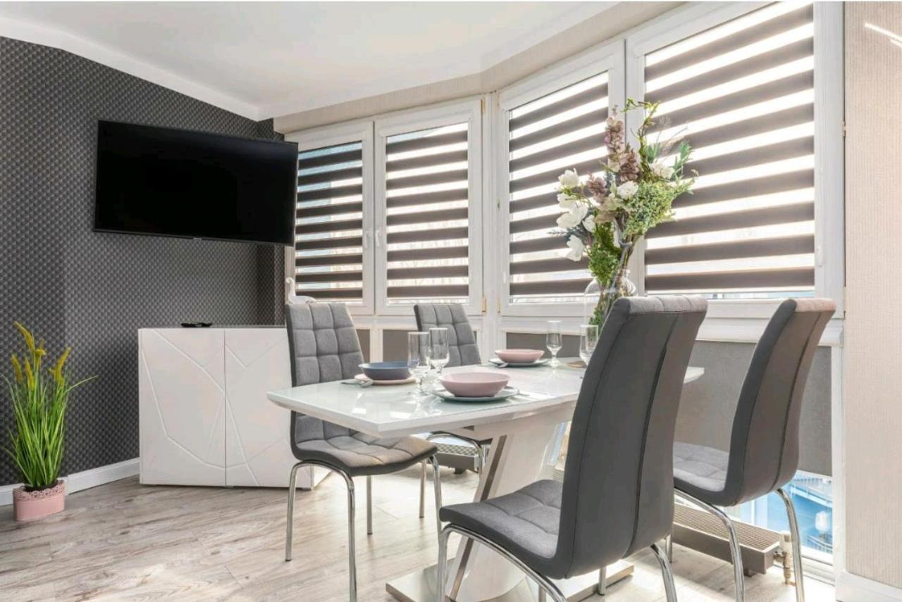 Flamingo ​Apartments Колобжег Экстерьер фото